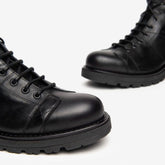 NeroGiardini Anfibio Nero in Pelle